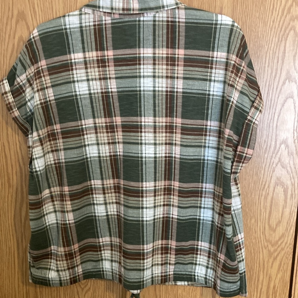 Plaid Button-Up Women's Top - Picture 3 of 3